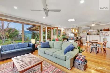 Property photo of 6 New Street Brunswick VIC 3056
