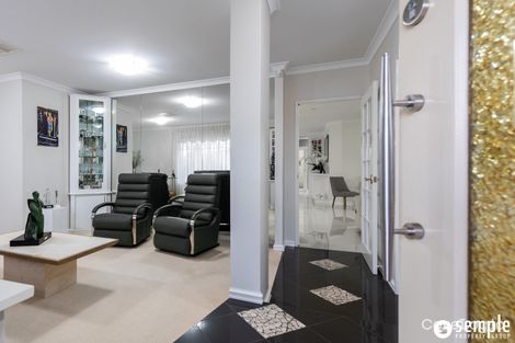 Property photo of 24 Prichard Place Canning Vale WA 6155