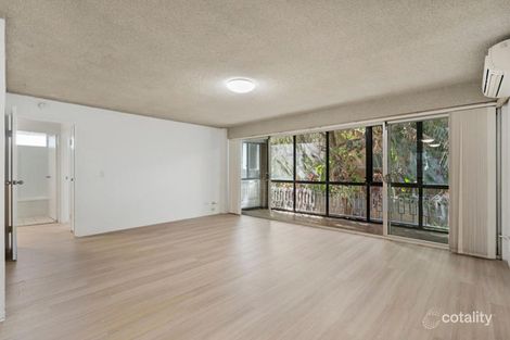 Property photo of 1/11 Lather Street Southport QLD 4215