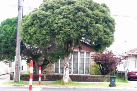 77 Mason St, Newport, VIC 3015