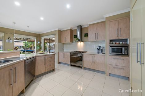 Property photo of 13 Chelsea Court Burnside Heights VIC 3023