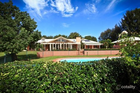Property photo of 8 Waverly Drive Dubbo NSW 2830