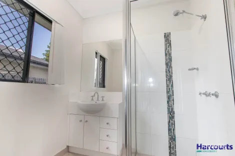 Property photo of 14 Yarra Crescent Kelso QLD 4815