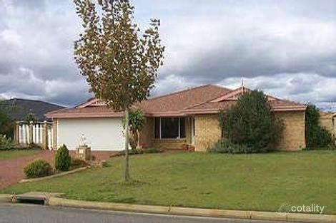 68 Southacre Dr, Canning Vale, WA 6155