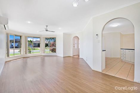 Property photo of 77 Ladbroke Crescent Urangan QLD 4655