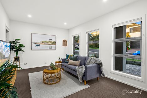 Property photo of 16 Green Crescent Shell Cove NSW 2529