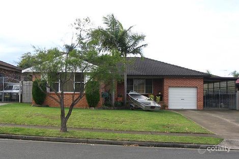 17 Fremantle Pl, Wakeley, NSW 2176