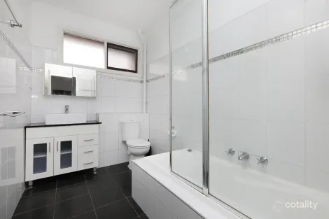 Property photo of 2/39 Ormond Road Moonee Ponds VIC 3039