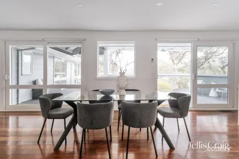Property photo of 6 Dandallo Drive Eltham VIC 3095