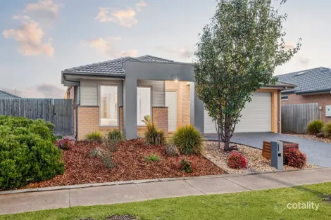 32 Delta Dr, Armstrong Creek, VIC 3217