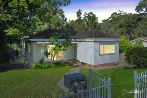 4 Johnstone St, Peakhurst, NSW 2210