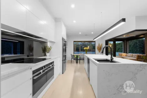 Property photo of 10 Ryan Way Somerville VIC 3912