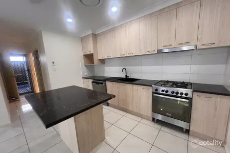 Property photo of 18 Diamantina Crescent Fitzgibbon QLD 4018