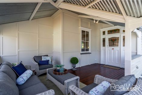 Property photo of 39A Macquarie Street Silkstone QLD 4304