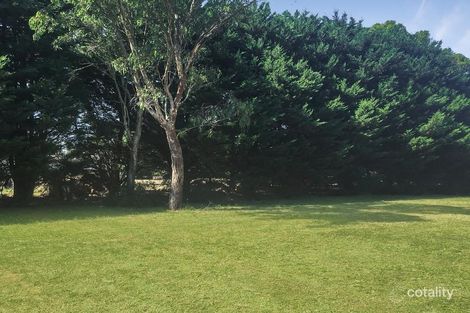 Property photo of 6 Benjamin Place Romsey VIC 3434