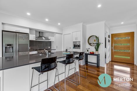 Property photo of 5 Duffy Court Southside QLD 4570