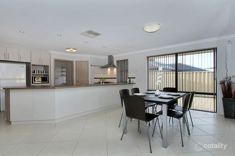 Property photo of 16 Chivalry Way Atwell WA 6164