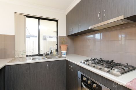 16 Munday Ave, Brookdale, WA 6112