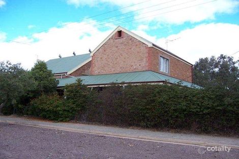 11 Fifth St, Wilmington, SA 5485