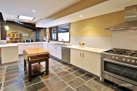 Property photo of 30 Buttermans Track St Andrews VIC 3761