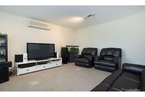 Property photo of 9 Hastings Close Calamvale QLD 4116