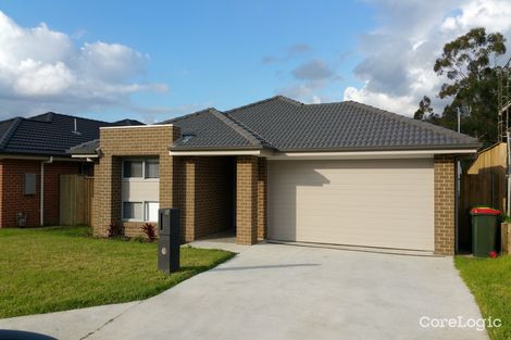 Property photo of 37 Omaroo Place Horsley NSW 2530