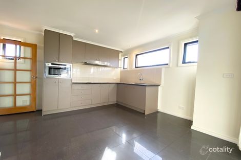 5 Danube Pl, Roxburgh Park, VIC 3064