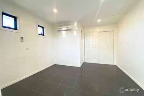 Property photo of 5 Danube Place Roxburgh Park VIC 3064