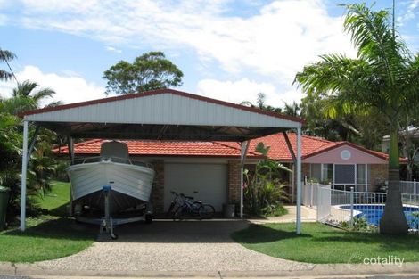50 Cooper Ave, Campwin Beach, QLD 4737