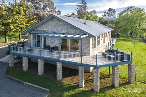 Property photo of 52 Park Street Uralla NSW 2358