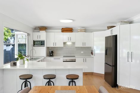 Property photo of 6 Mondy Crescent Avoca Beach NSW 2251