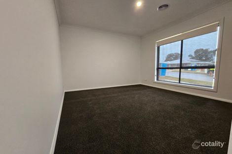 Property photo of 32 Rodeo Drive Thurgoona NSW 2640