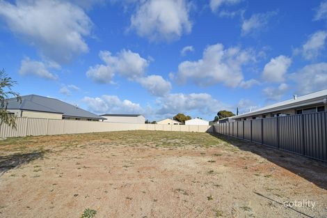 16 Waterlily Way, Castletown, WA 6450