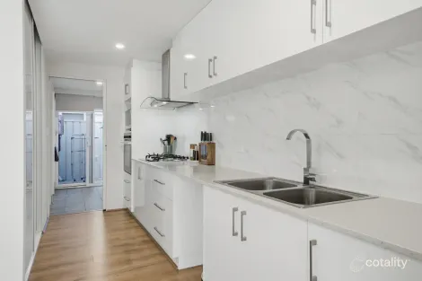 Property photo of 17B Mangini Street Morley WA 6062