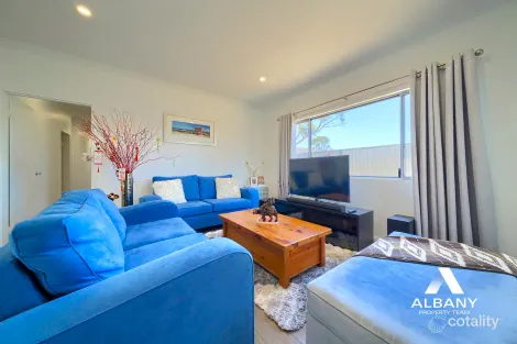 Property photo of 1 Engleheart Drive McKail WA 6330