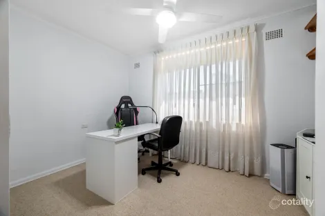 Property photo of 4 Burns Road Leumeah NSW 2560