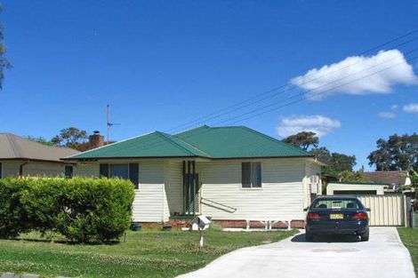 19 Massey St, Berkeley, NSW 2506