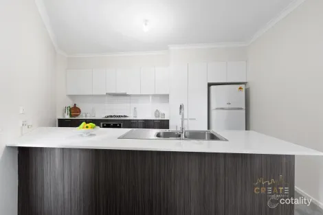 Property photo of 56 Queen Circuit Sunshine VIC 3020