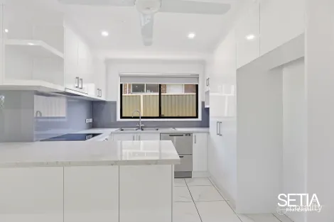 Property photo of 11 Armitage Drive Glendenning NSW 2761
