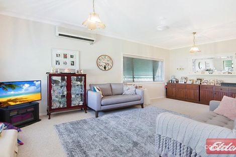 Property photo of 25 Girraween Road Girraween NSW 2145
