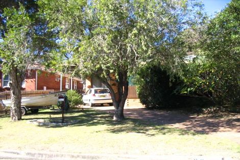 80 Lake Entrance Rd, Oak Flats, NSW 2529