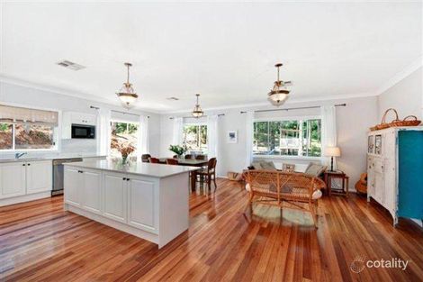 Property photo of 14 Weiss Close Tingira Heights NSW 2290