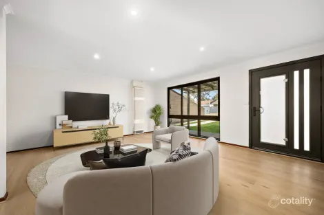Property photo of 14 Brownlow Place Holt ACT 2615