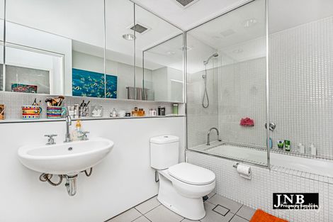 Property photo of 208/38 Skyring Terrace Teneriffe QLD 4005