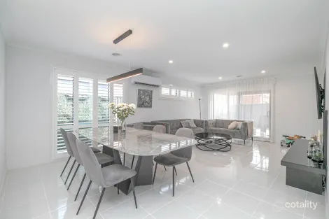 Property photo of 5 Reston Way Strathtulloh VIC 3338