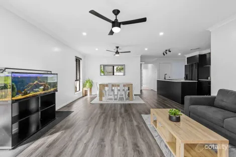 10 MONKIRA ST, MORAYFIELD, QLD 4506