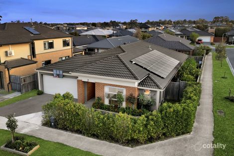 2 Symons St, Cranbourne East, VIC 3977