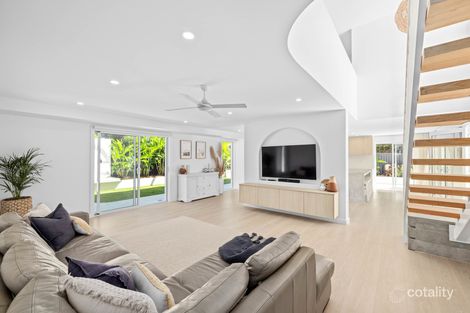 Property photo of 2 Barwon Street Burleigh Waters QLD 4220