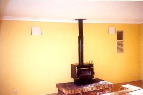 Property photo of 13 Drummoyne Crescent St Johns Park NSW 2176