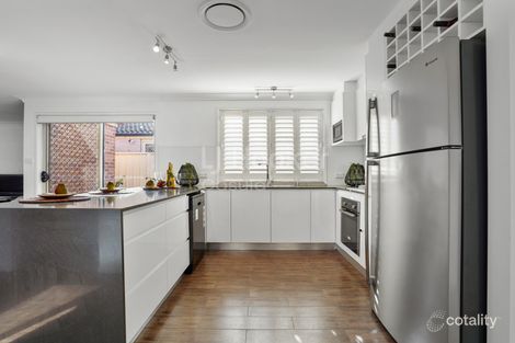 Property photo of 23 Tabletop Circuit Horningsea Park NSW 2171